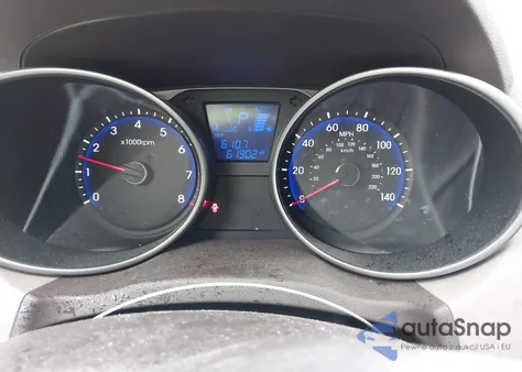 2011 Hyundai Tucson Gls z USA, uszkodzony, nr VIN KM8JU3ACXBU262313